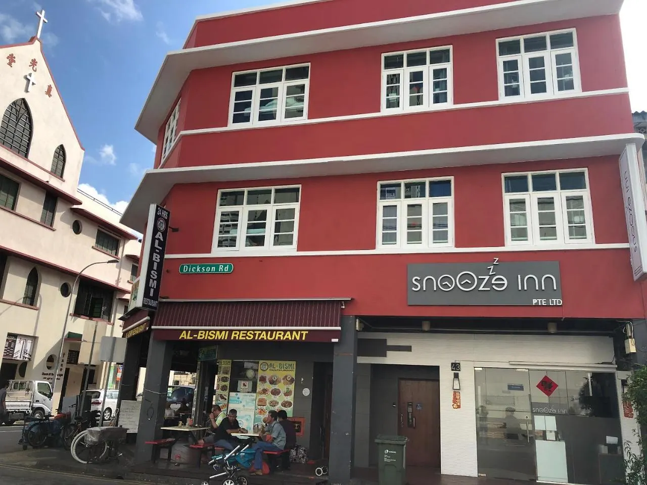 Snooze Inn @Dickson Road Singapur Hostal